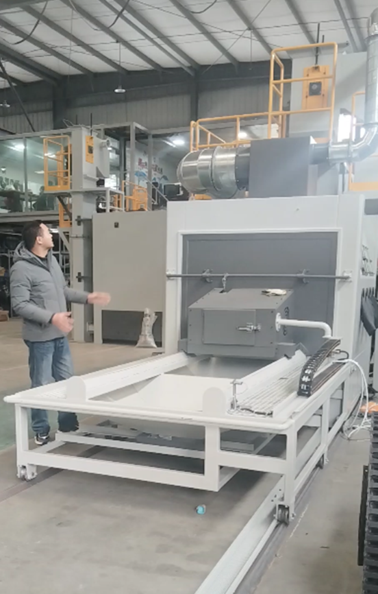 铁岭喷砂机在汽车制造中的表面处理应用