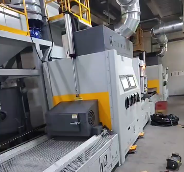 铁岭抛丸机 vs 喷砂机：工业清理该怎么选？